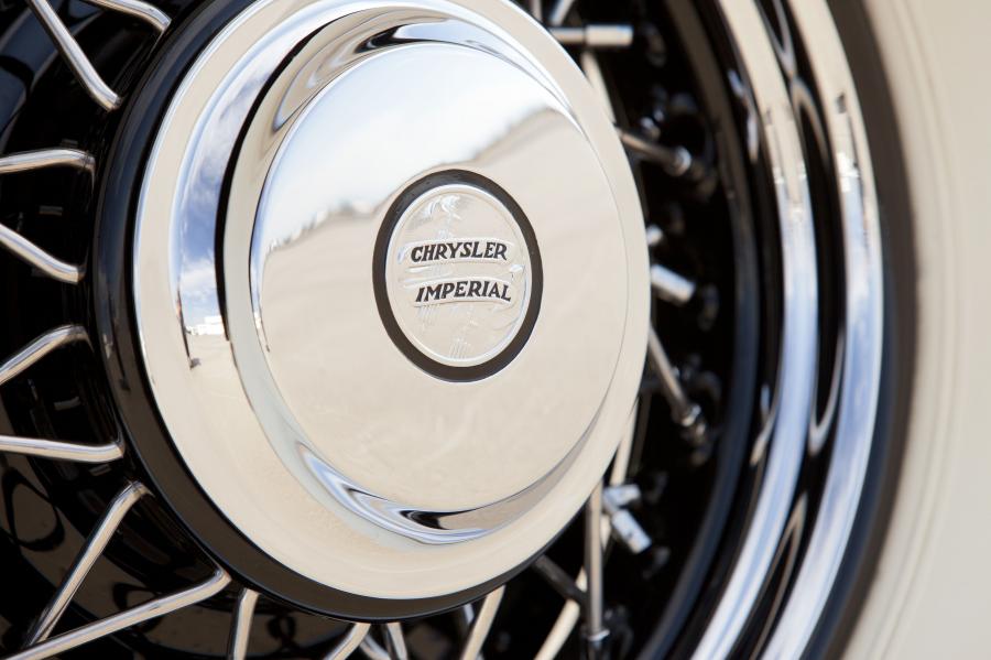  Chrysler Imperial CL Convertible Roadster by LeBaron 1933 года  (фото 18 из 23)